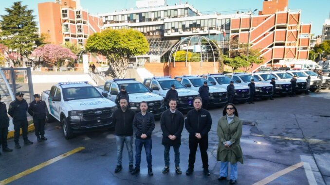 entrega-de-patrulleros-BtCjf