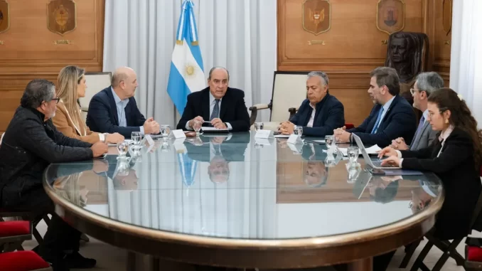 primera-reunion-consejo-mayojpgwebp